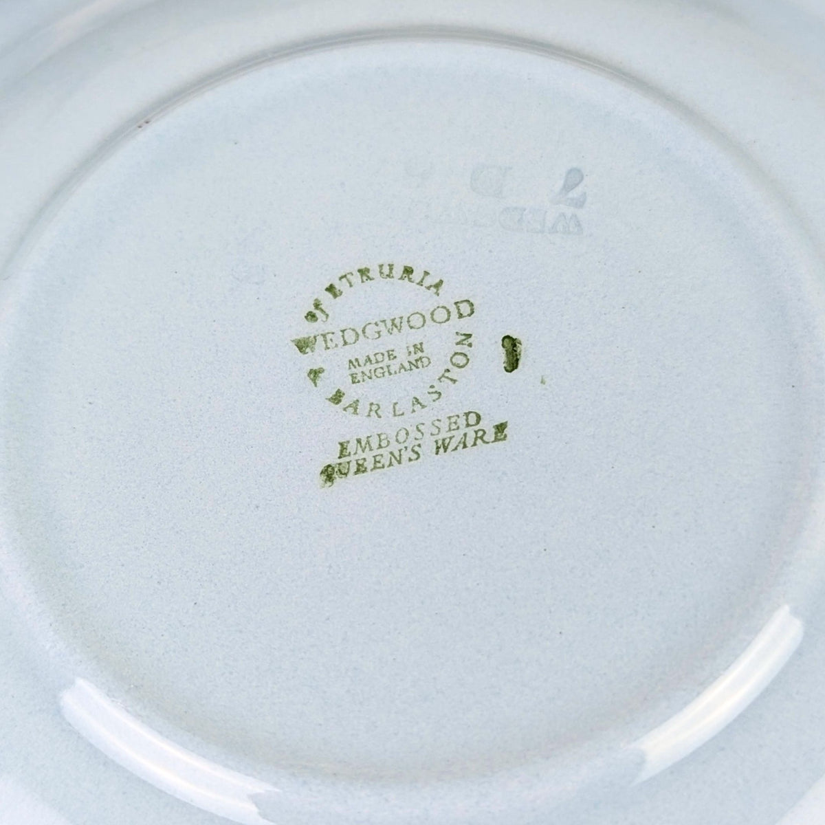 Wedgwood Queensware Cream on Lavender Set of 4 Footed Cups & Saucers