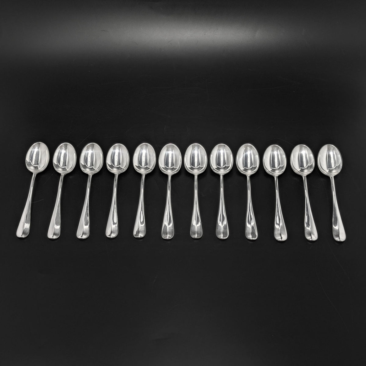 Stieff "Williamsburg Queen Anne" CW 75pc Sterling Flatware Set