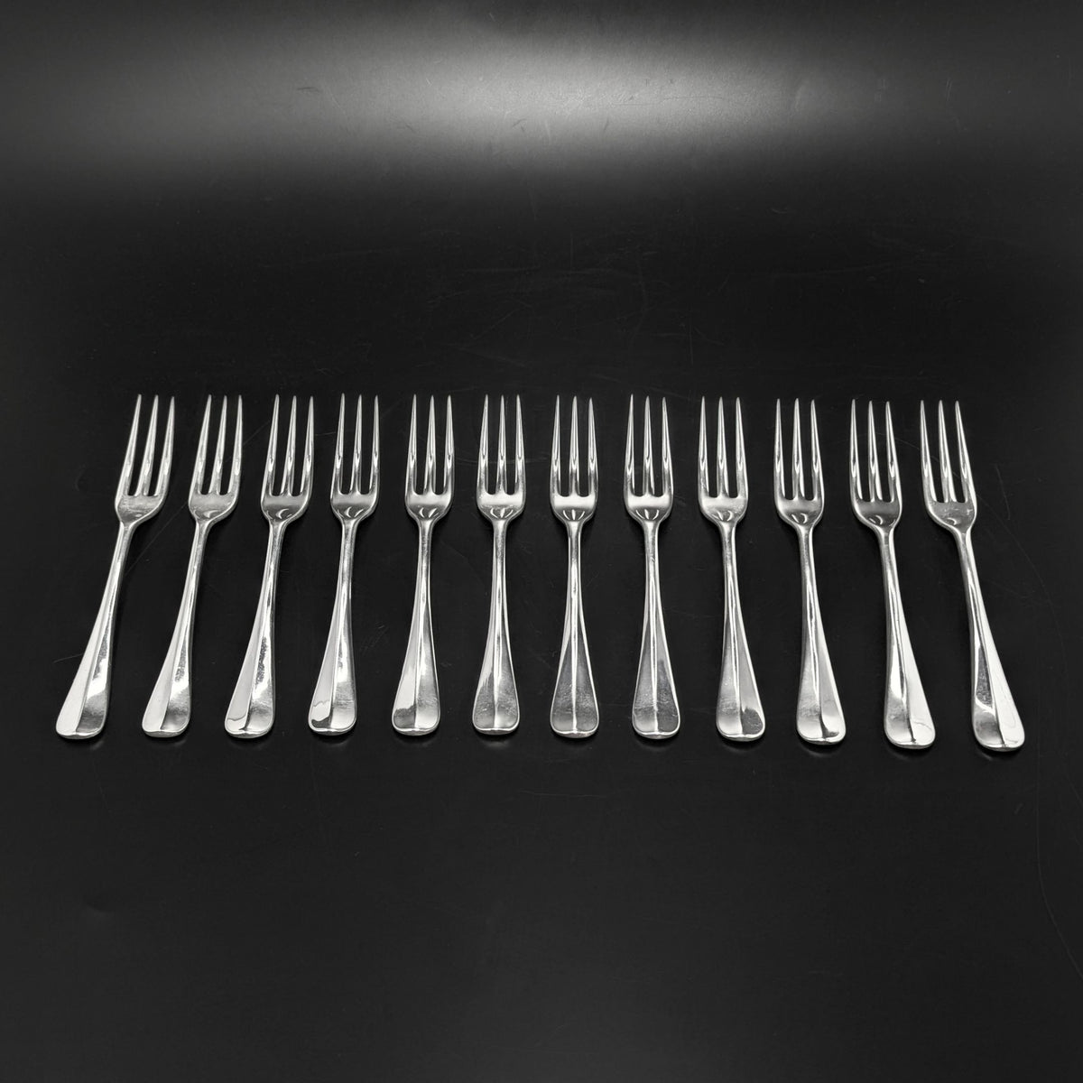Stieff "Williamsburg Queen Anne" CW 75pc Sterling Flatware Set