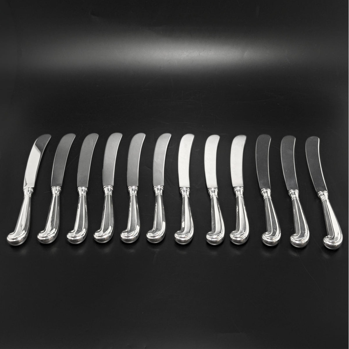 Stieff "Williamsburg Queen Anne" CW 75pc Sterling Flatware Set
