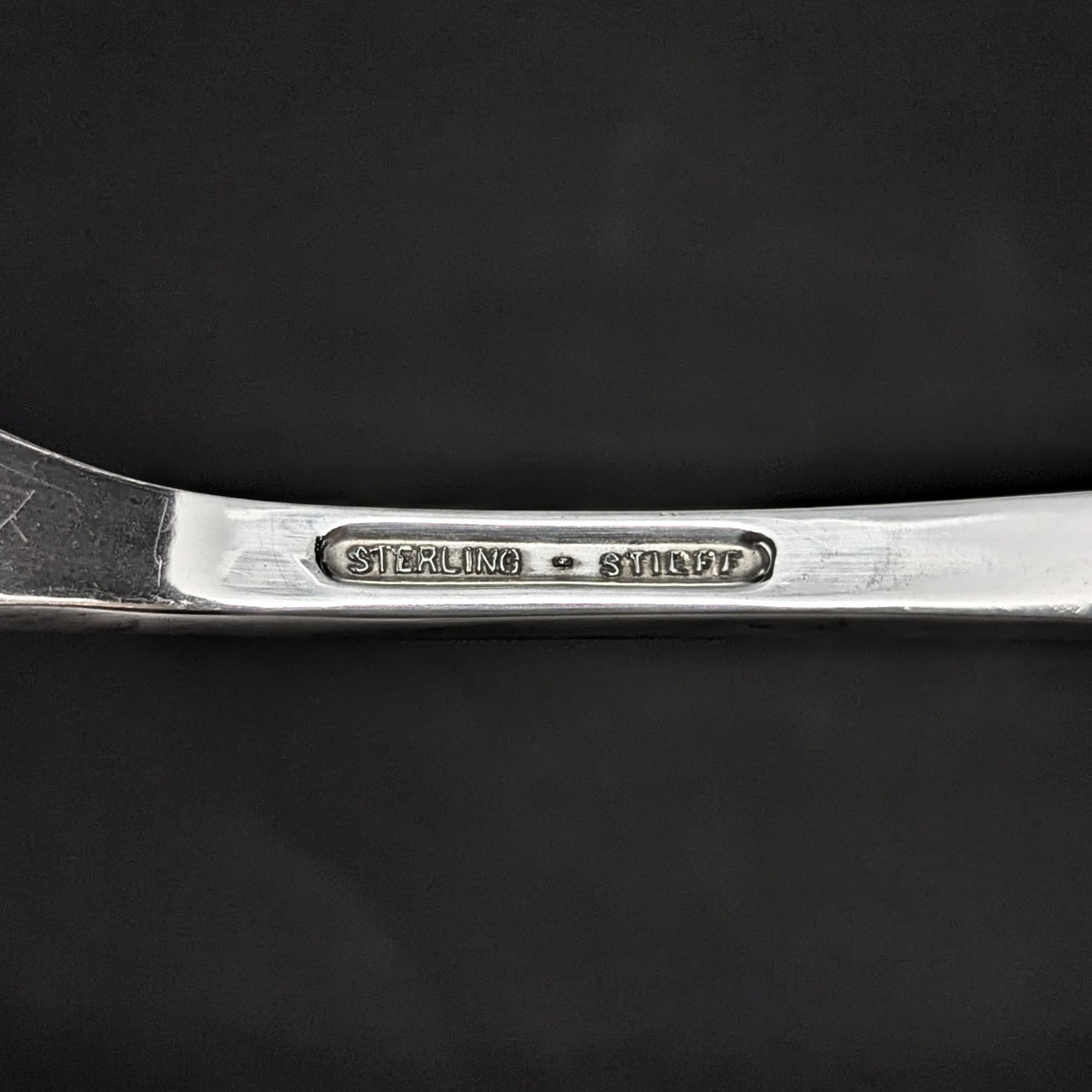 Stieff "Williamsburg Queen Anne" CW 75pc Sterling Flatware Set
