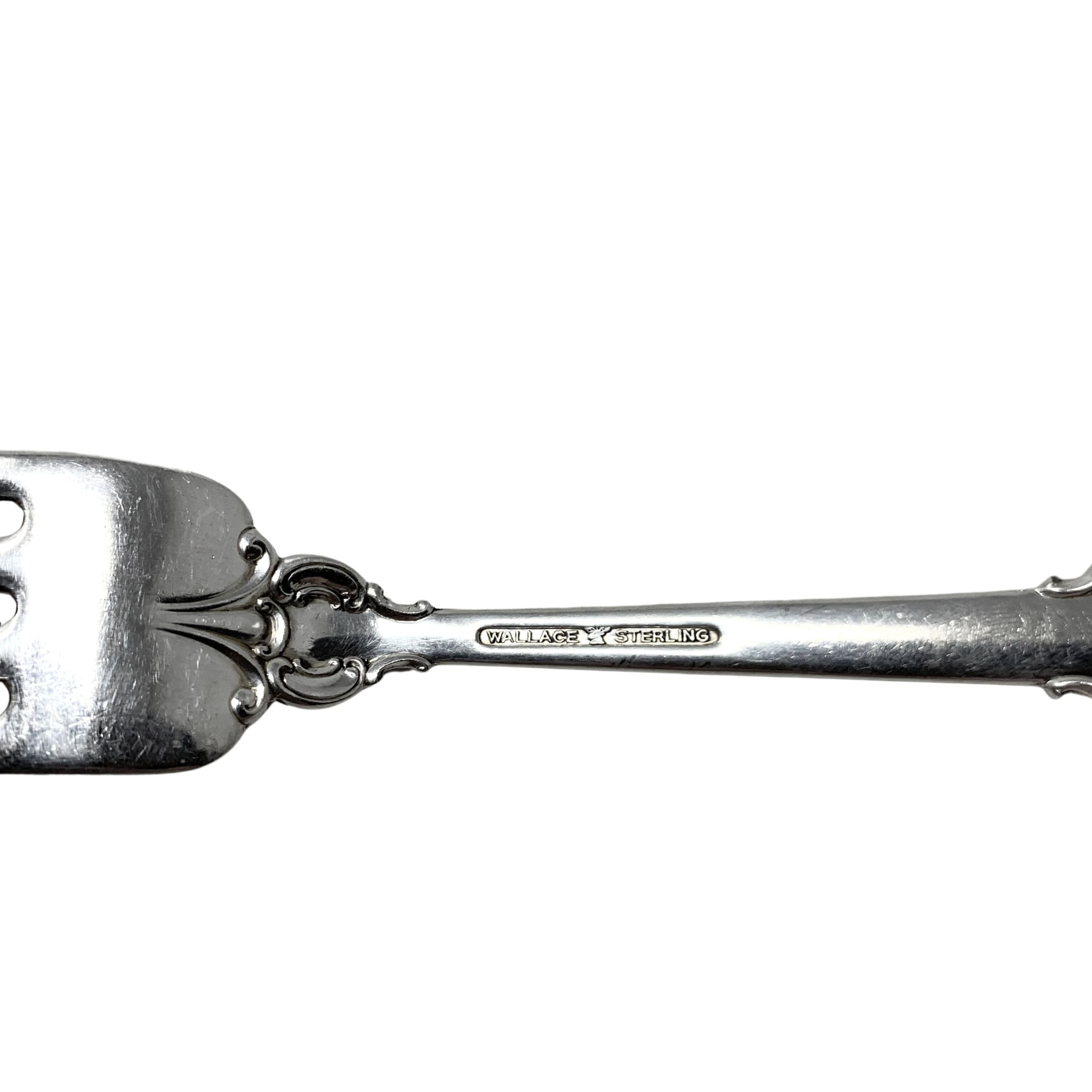 アメリカ　純銀　シルバー　フォーク　スターリングシルバー　Wallace Wallace Grande Baroque Sterling 148pc Flatware Set – Goodman's