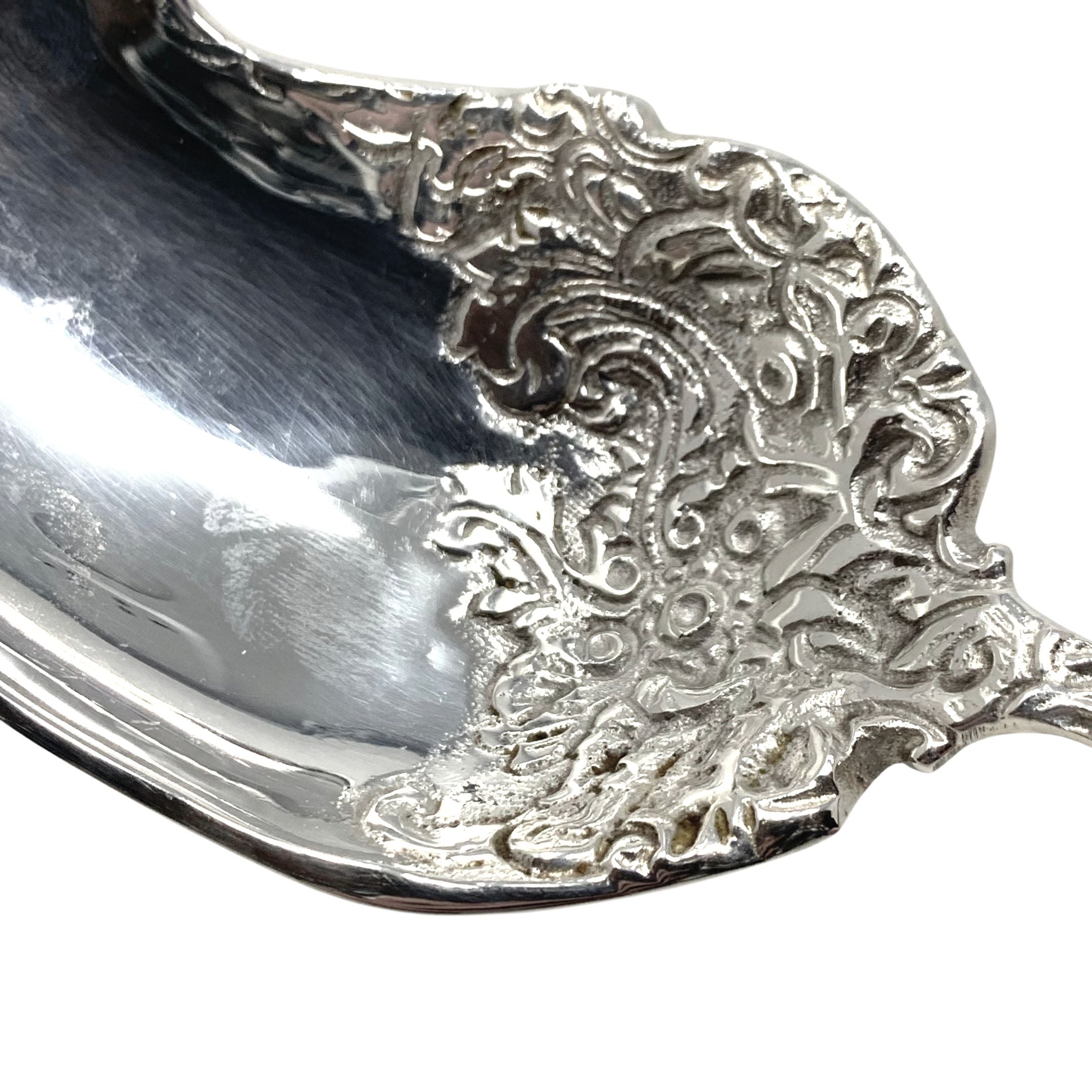 Wallace Grande Baroque Sterling Large Solid Scallop Serving