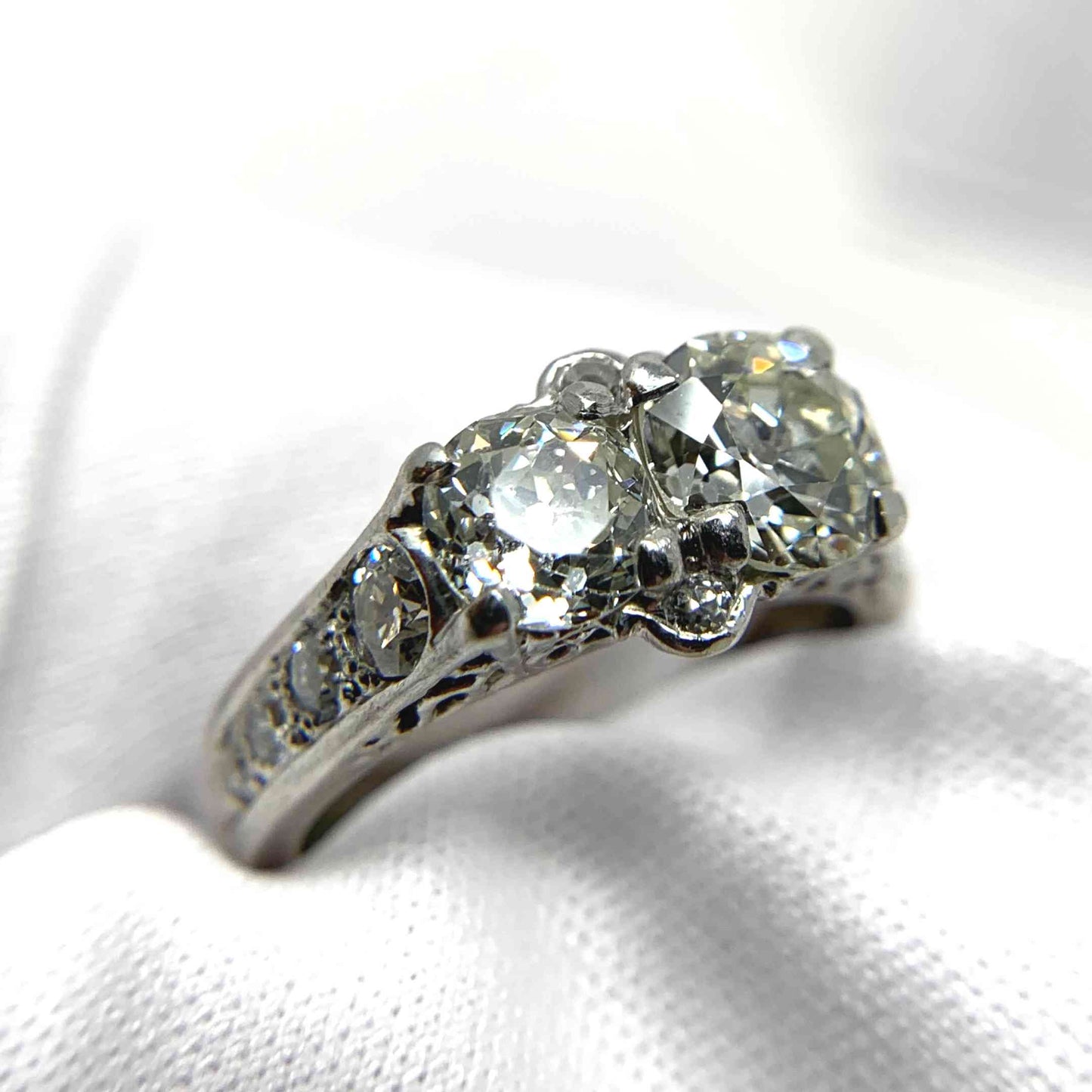 Platinum 3.0tcw Diamond Wedding Ring Set Sz-6