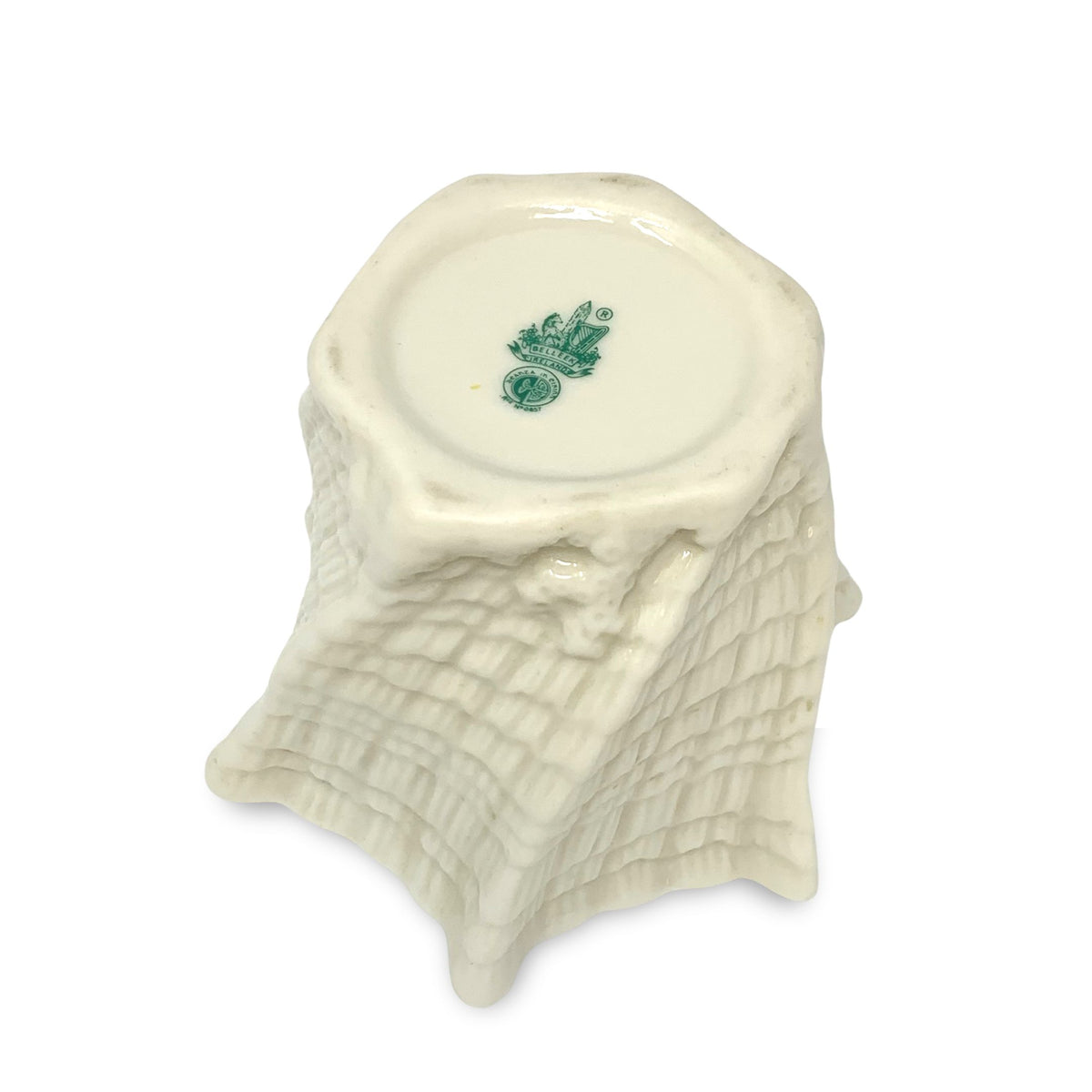 Belleek "Limpet" Flower Pot (6th Mark)