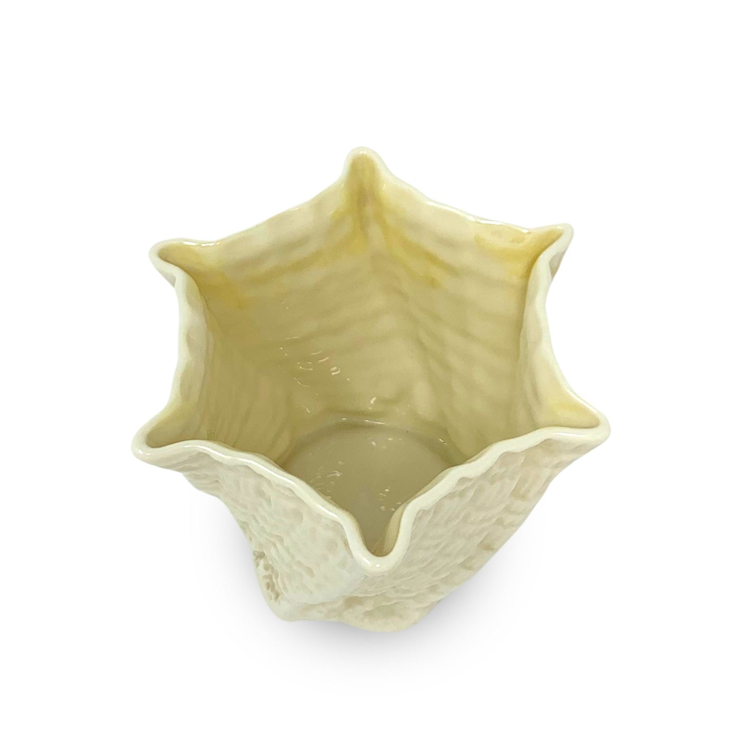 Belleek "Limpet" Flower Pot (6th Mark)