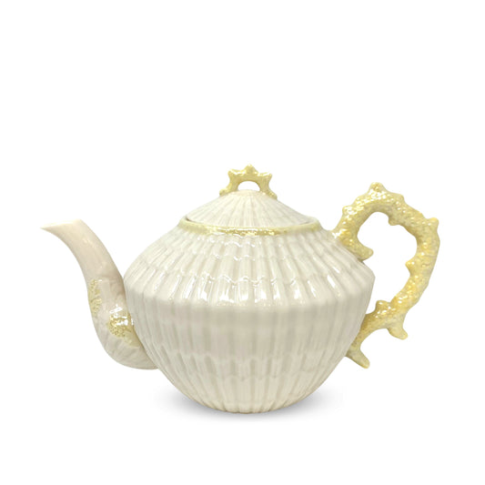 Belleek "Limpet Yellow" Lidded Teapot (4th Mark)