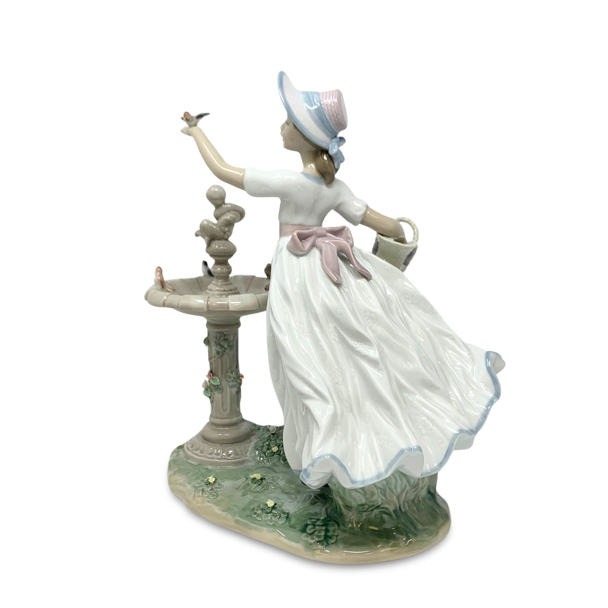 Lladro #6106 "Spring Joy" Figurine