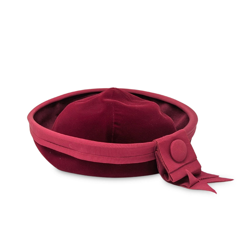 Julius Garfinkel & Co. Hat w/ Hat Box, circa 1960
