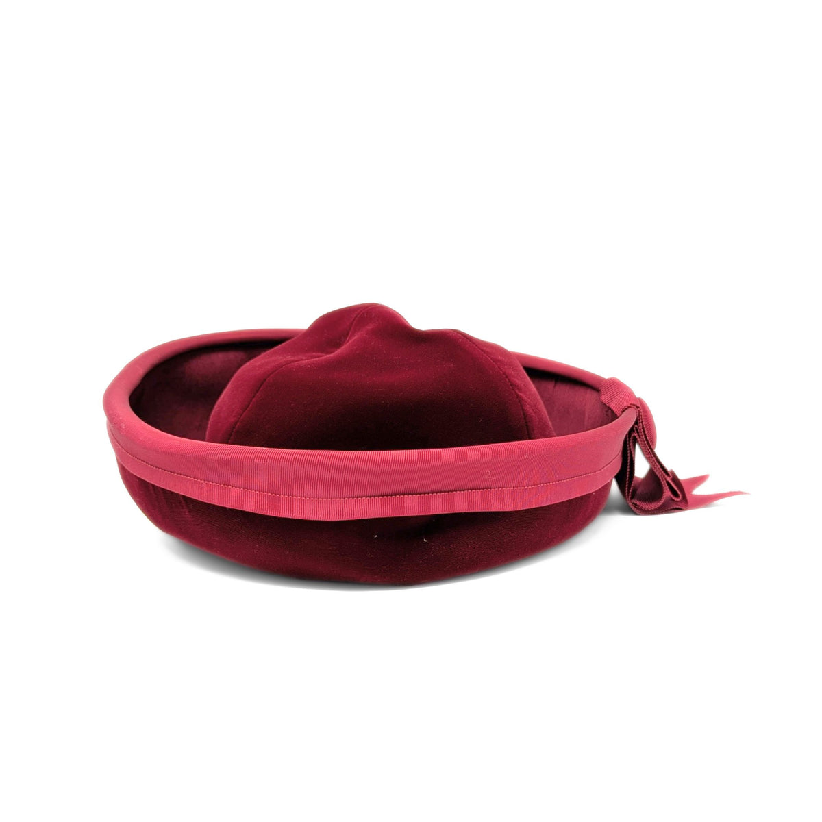 Julius Garfinkel & Co. Hat w/ Hat Box, circa 1960