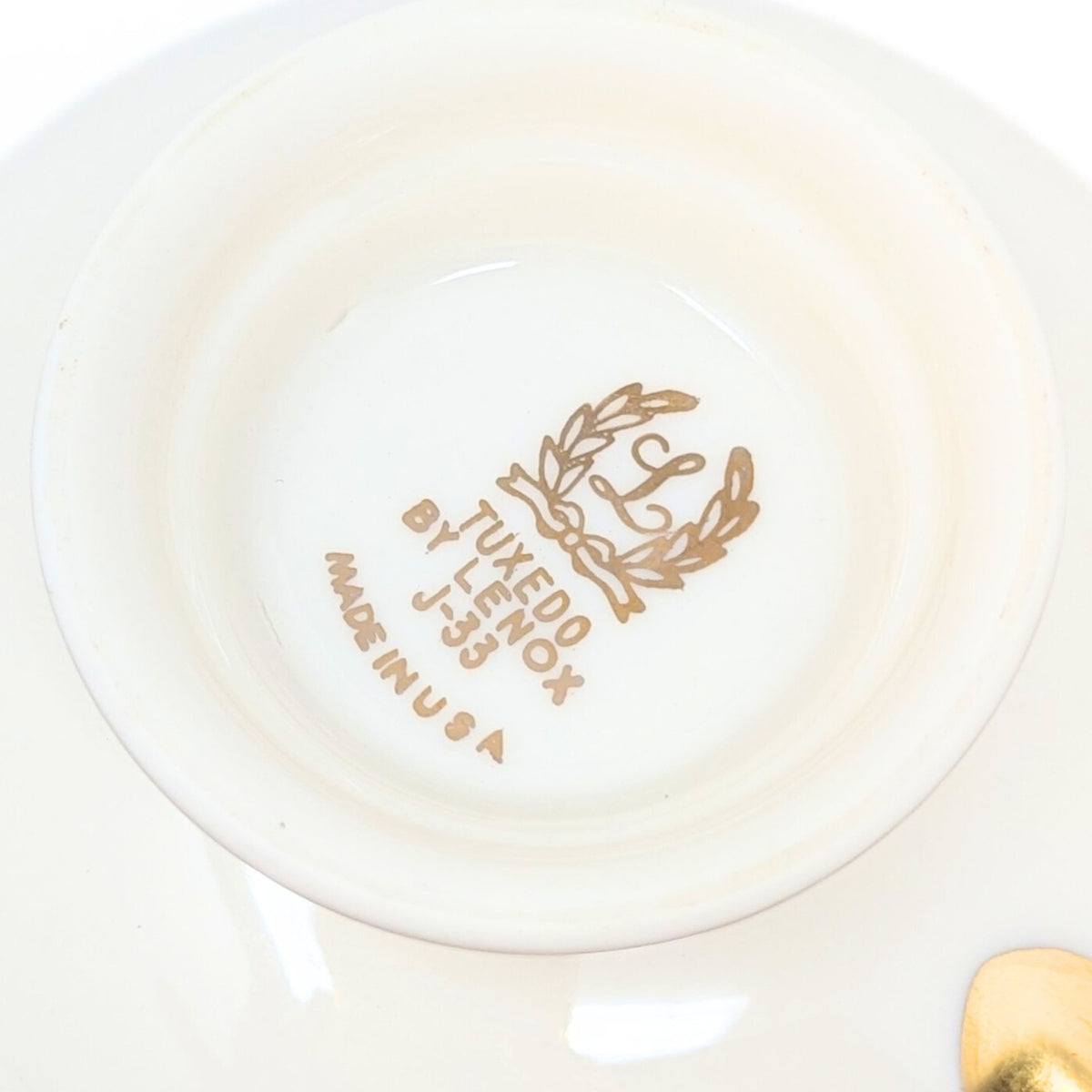 Lenox "Tuxedo" 20pc Footed Cup & Saucer Set (Gold Backstamp)