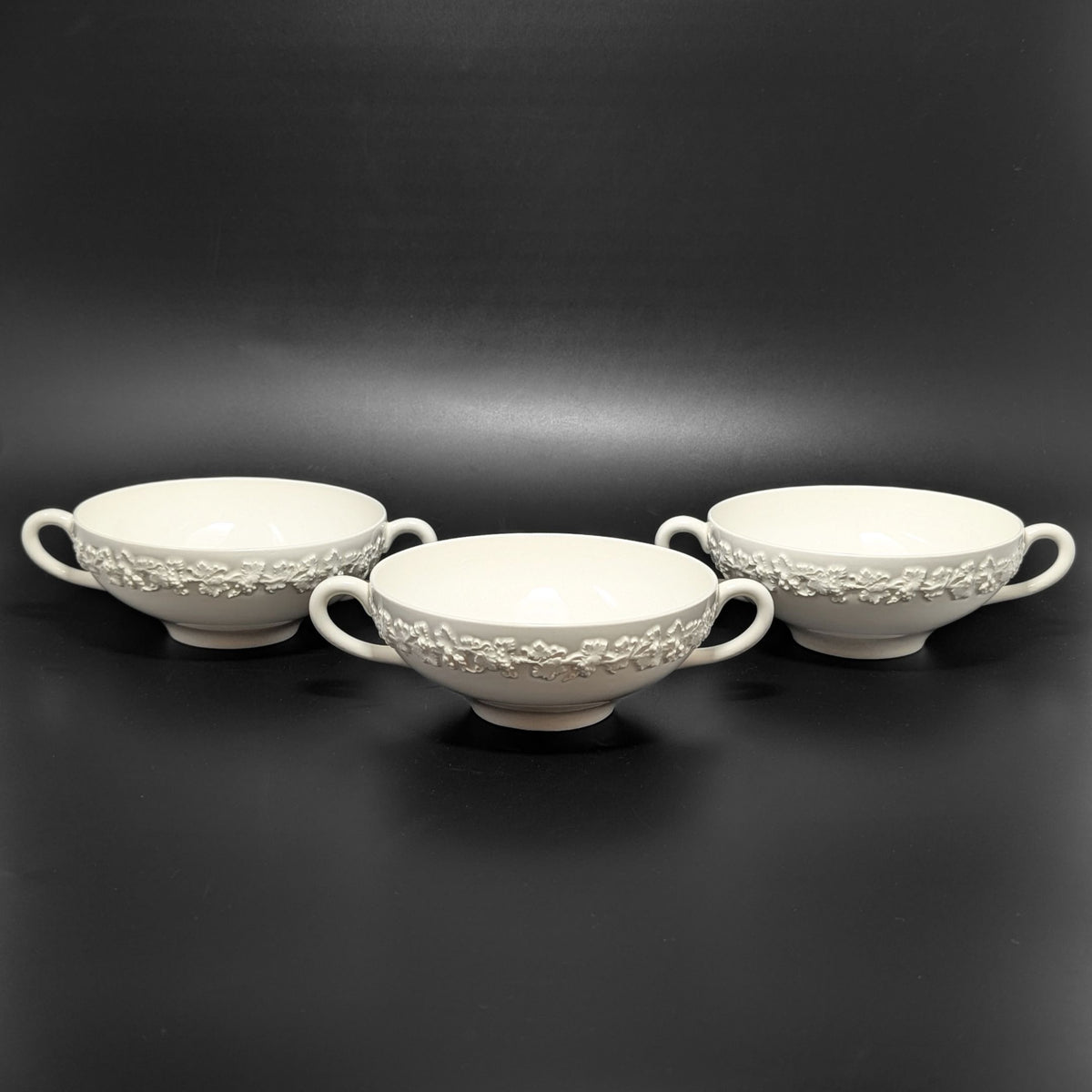 Wedgwood Queensware Cream on Cream 13pc Teacup & Cream Soup Set