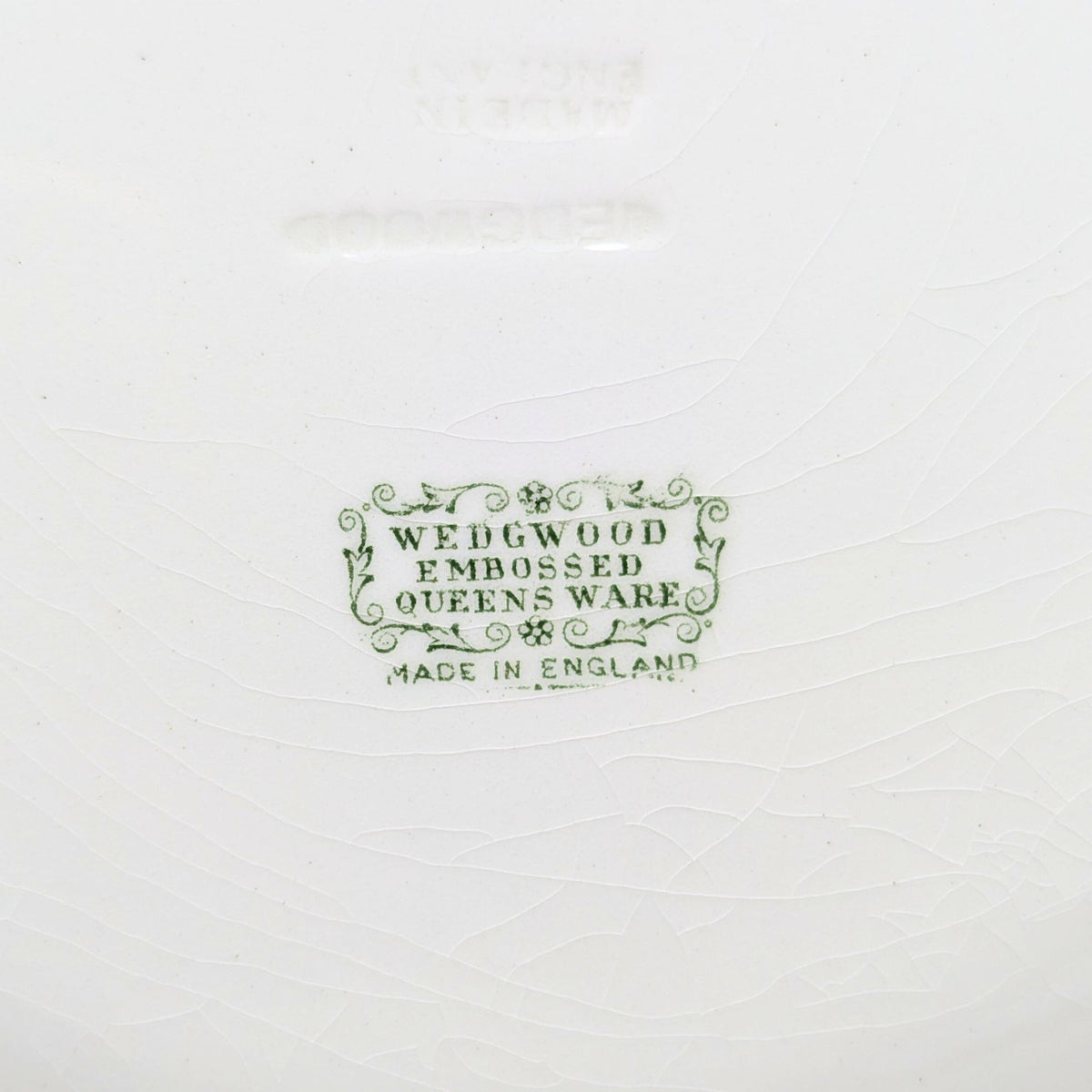 Wedgwood "Lavender on Cream" Shell Edge Luncheon Plates (Set of 6)