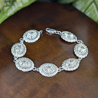 Vintage Sterling Silver Diamond Cut Oval Concha Bracelet
