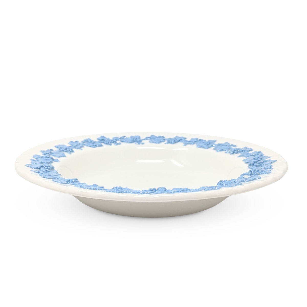 Wedgwood "Lavender on Cream" Shell Rim Soup Bowls (Set of 8)