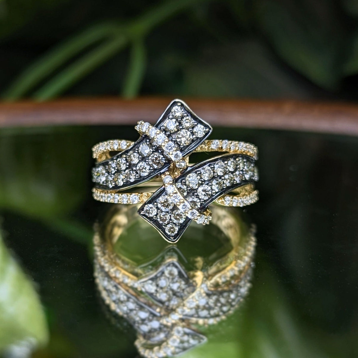 Le Vian 14K Gold 1.2tcw Vanilla/Chocolate Diamond Ribbon Ring - Size 7