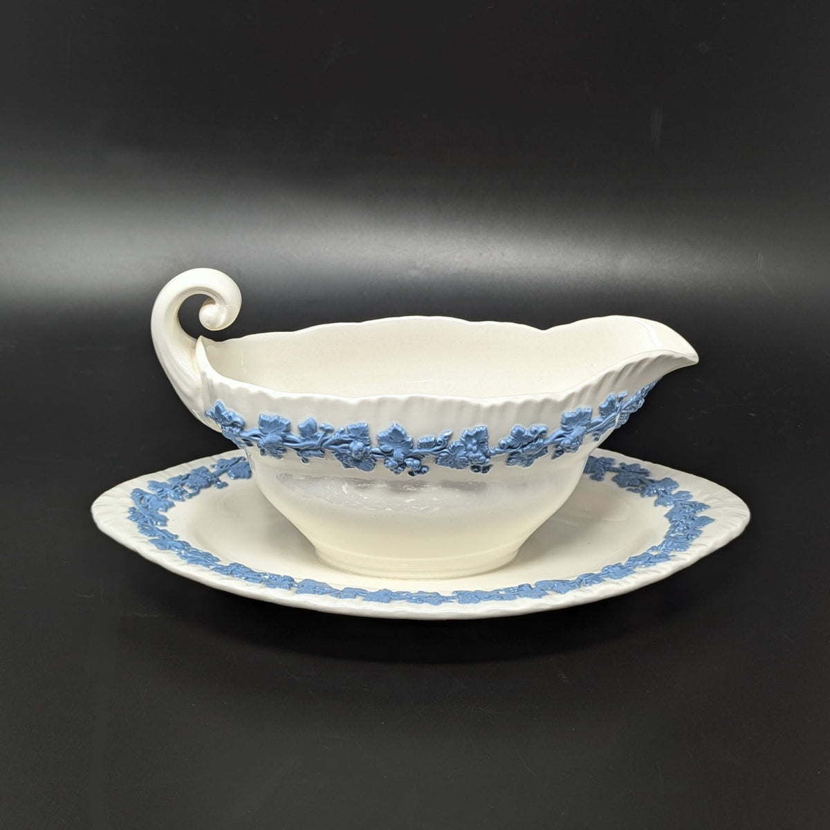 Wedgwood "Lavender on Cream" Shell Edge Gravy Boat & Underplate