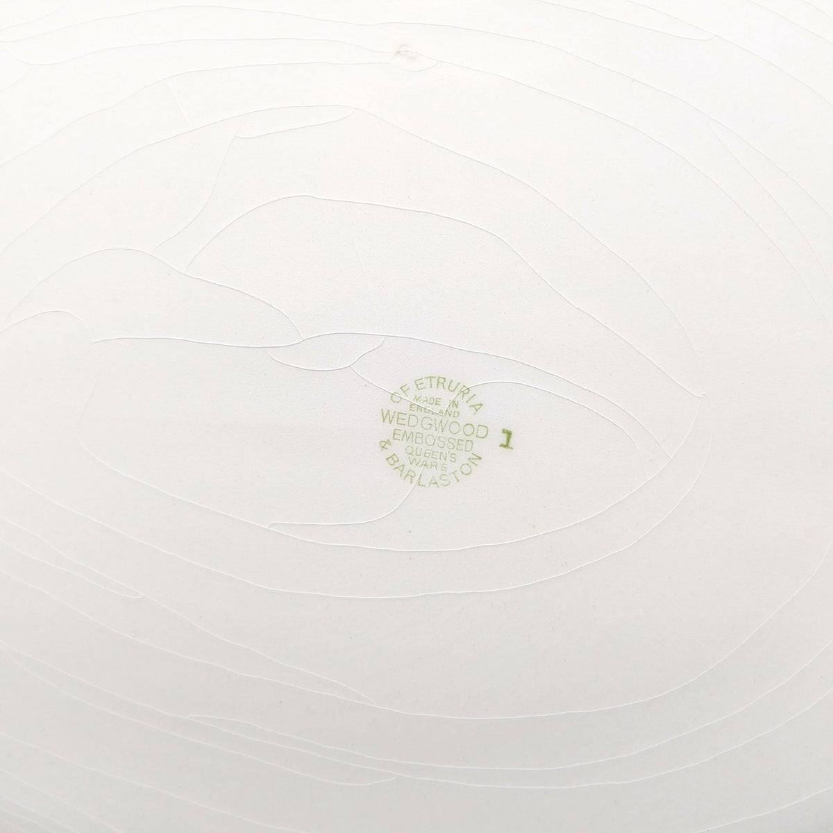 Wedgwood "Lavender on Cream" Shell Edge 16" Oval Serving Platter