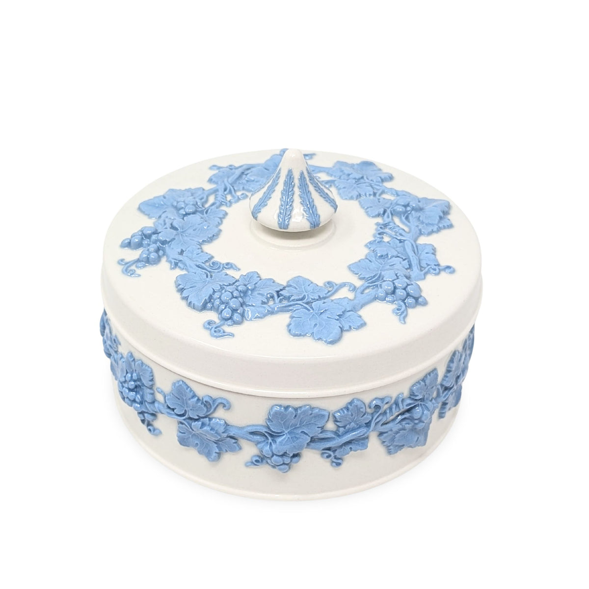 Wedgwood "Lavender on Cream" Lidded Candy Box