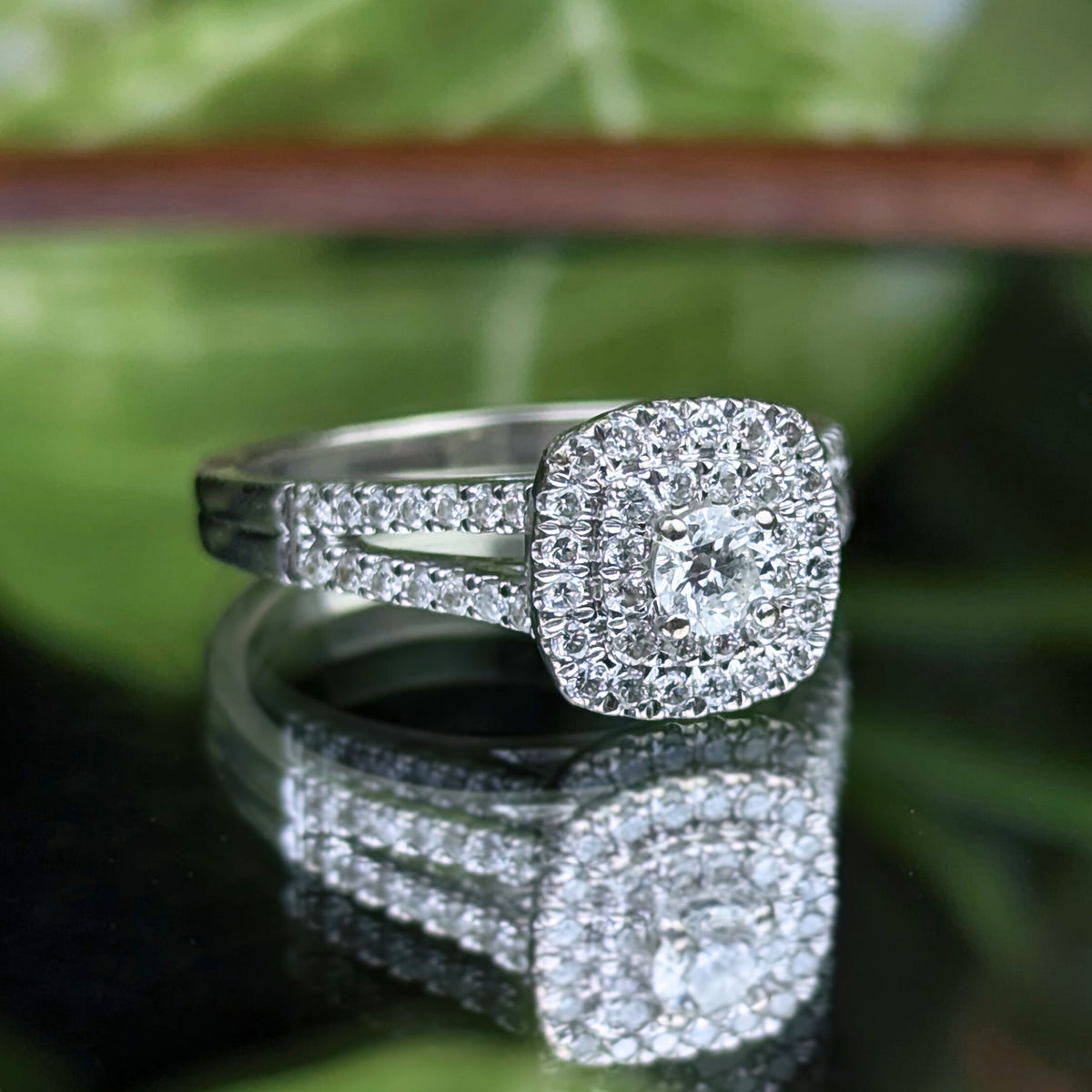 13K White Gold 0.78tcw Halo Diamond Engagement Ring - Size 7