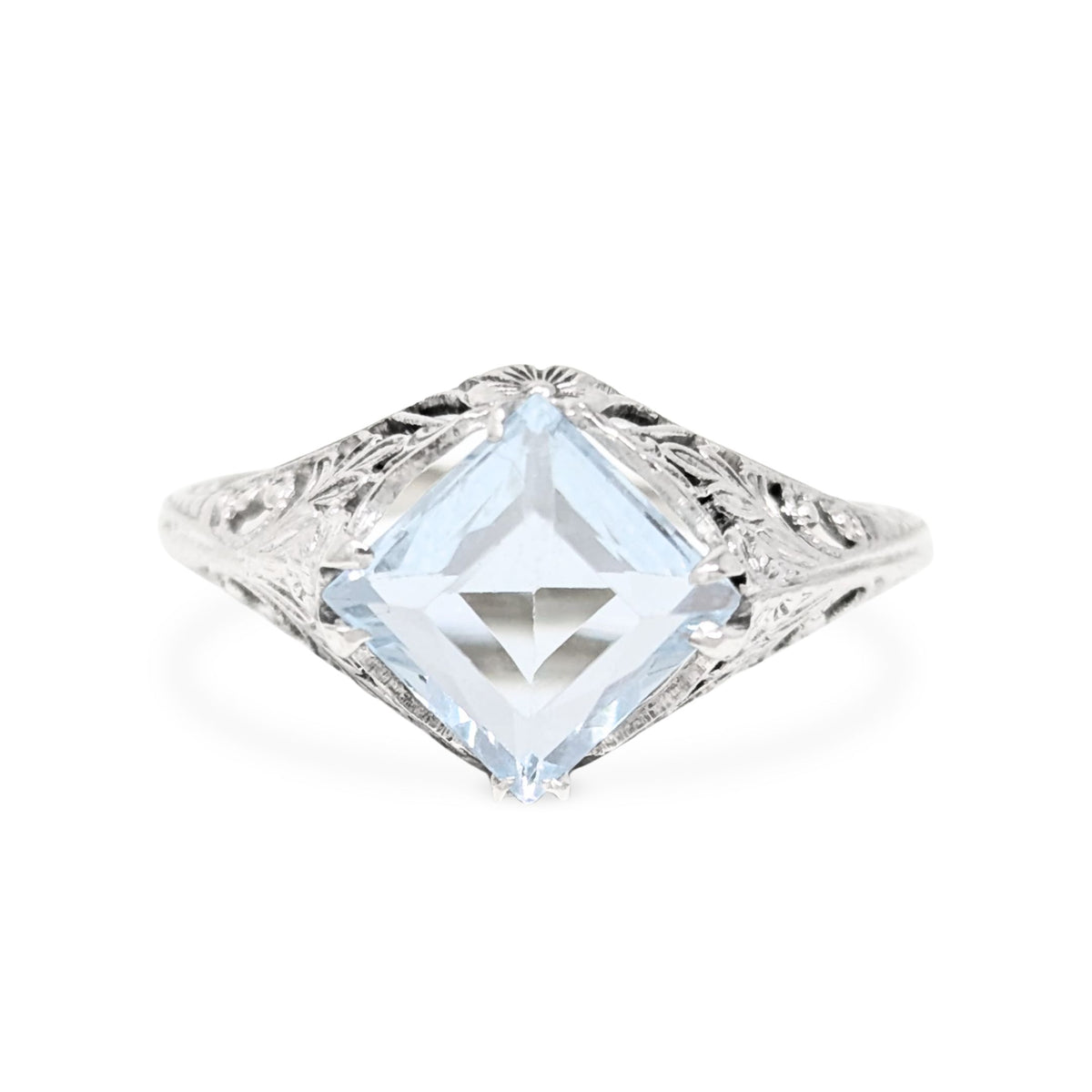 14K White Gold Aquamarine Floral Filigree Ring - Size 5