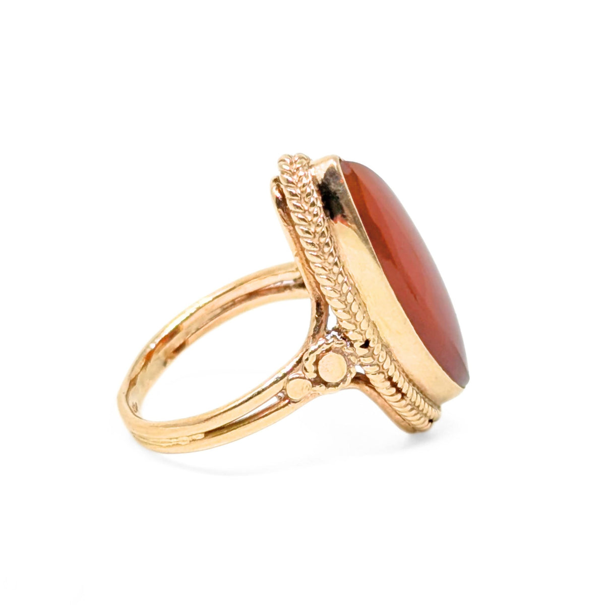 Vintage 13K Gold Red Carnelian Cabochon Ring - Size 5.25
