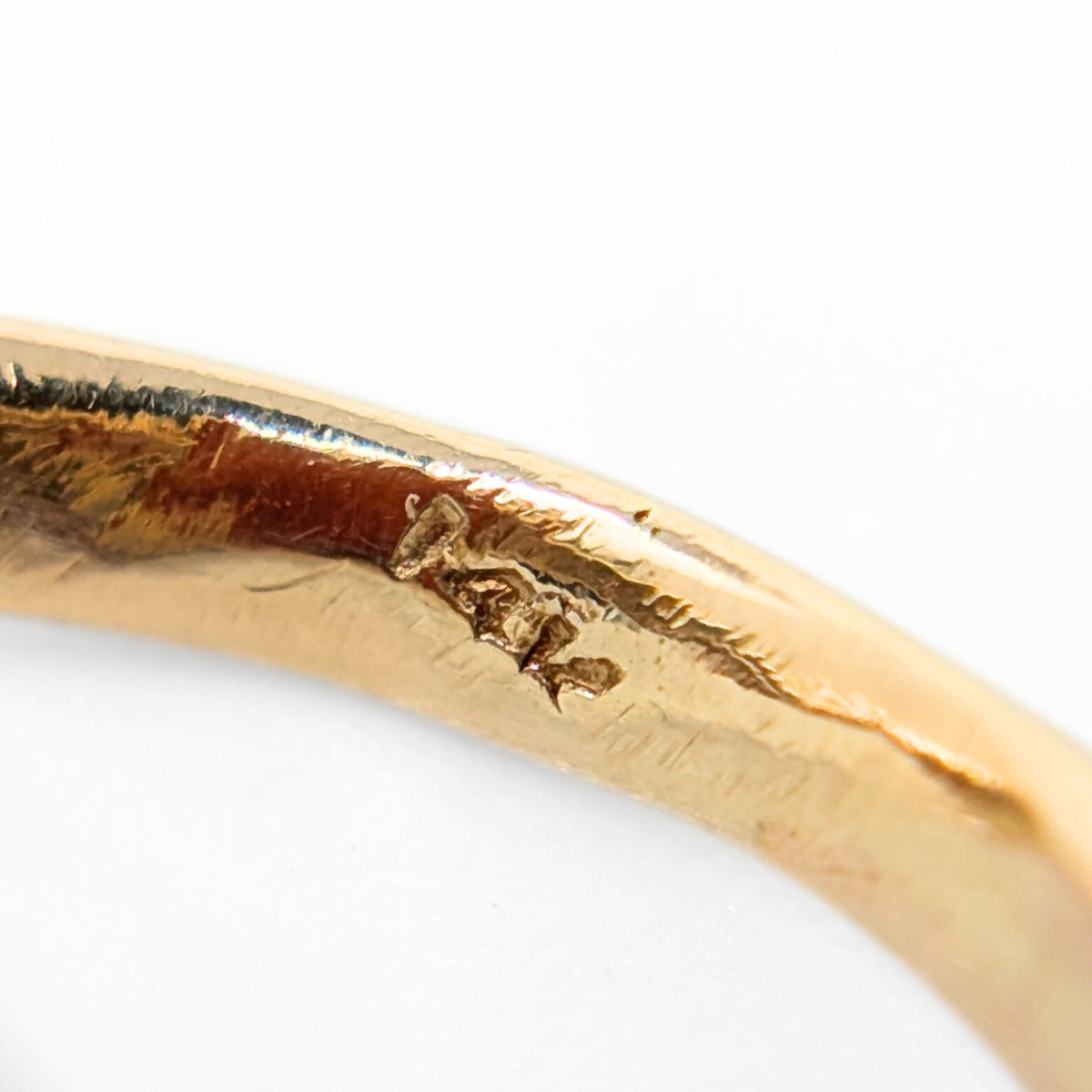 Vintage 13K Gold Red Carnelian Cabochon Ring - Size 5.25