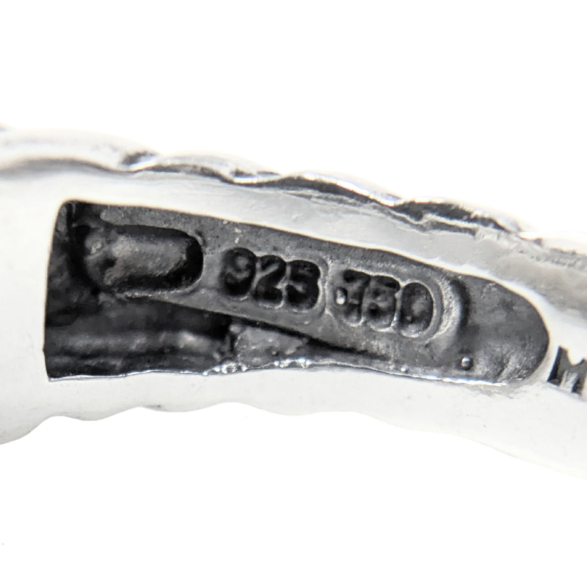 David Yurman 18K/.925 Albion Chalcedony Diamond Ring - Size 7