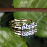 Vintage 14K Gold 5-Diamond Anniversary Ring - Size 7.5
