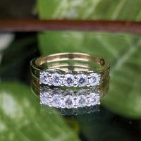 Vintage 14K Gold 5-Diamond Anniversary Ring - Size 7.5