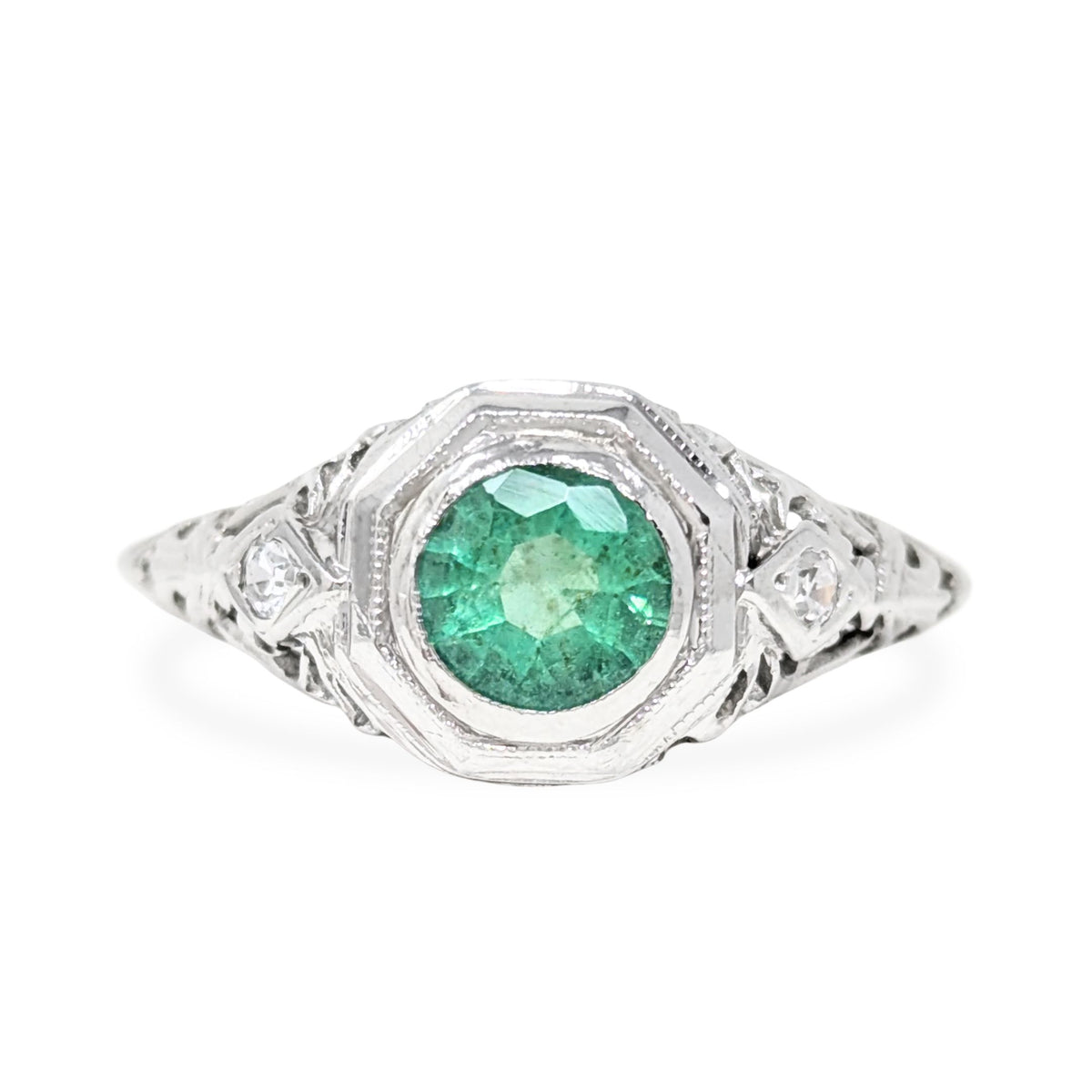 Antique 17K White Gold, Emerald, & Diamond Filigree Ring - Size 6.75