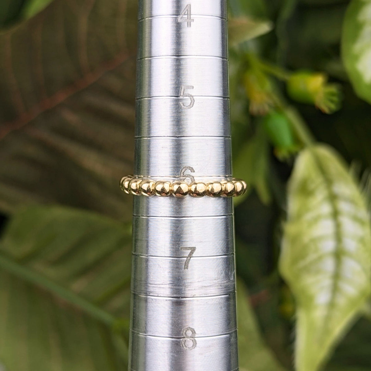 Tiffany & Co 18K Gold Ziegfeld Beaded Stacking Ring - Size 6