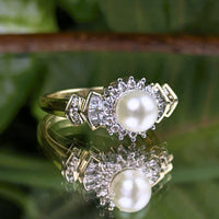 10K Gold Pearl & Diamond Halo Ring - Size 7.25