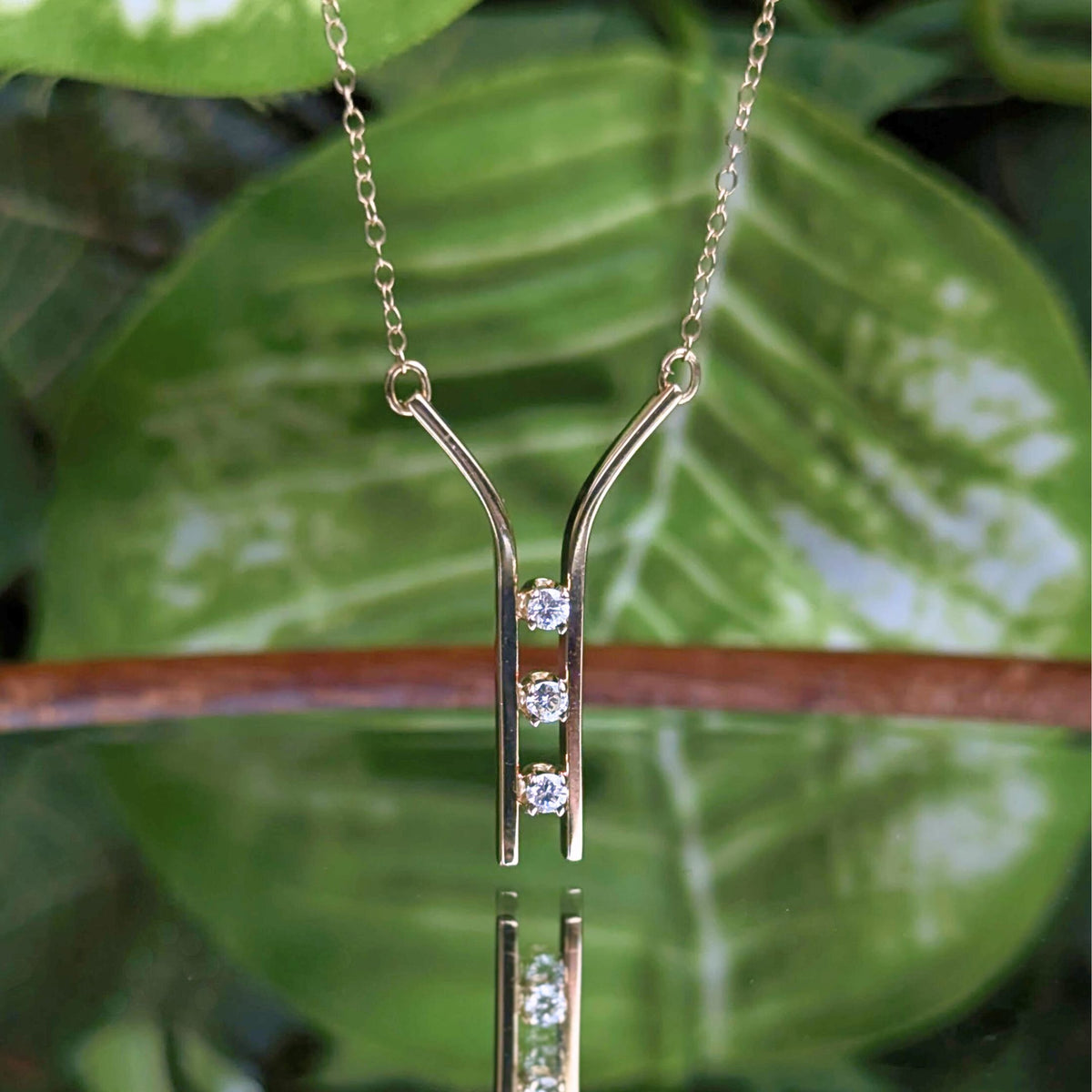 B.A.B. Vintage 14K Gold Y-Bar 3-Diamond Drop Necklace