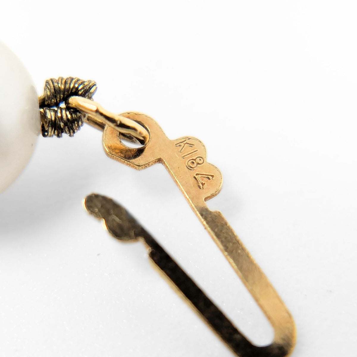 Vintage 18K Gold 20" 6.5mm Pearl Necklace