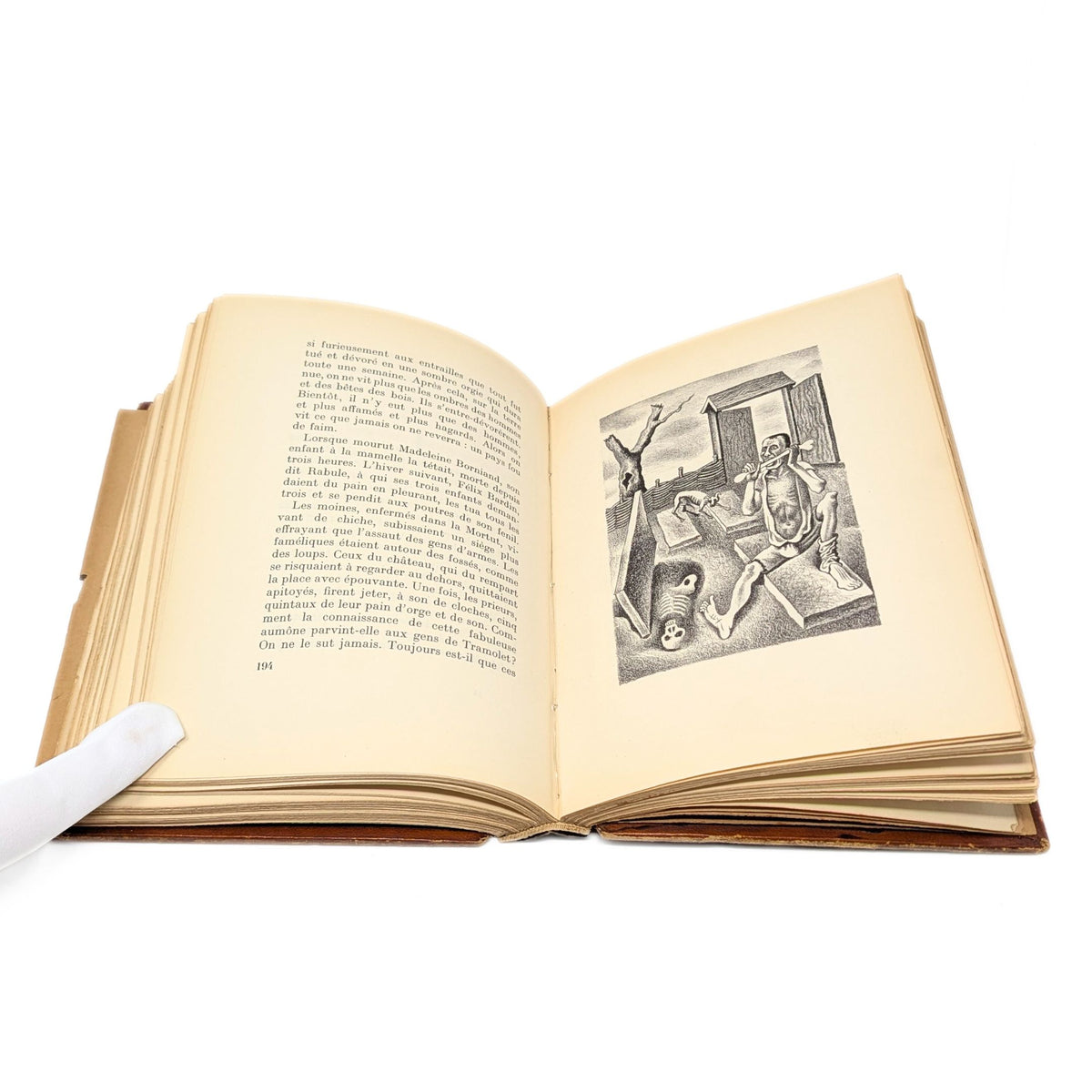 Le Bois du Templier Pendu by Henri Beraud, 1928, Illustrated by René Ben Sussan