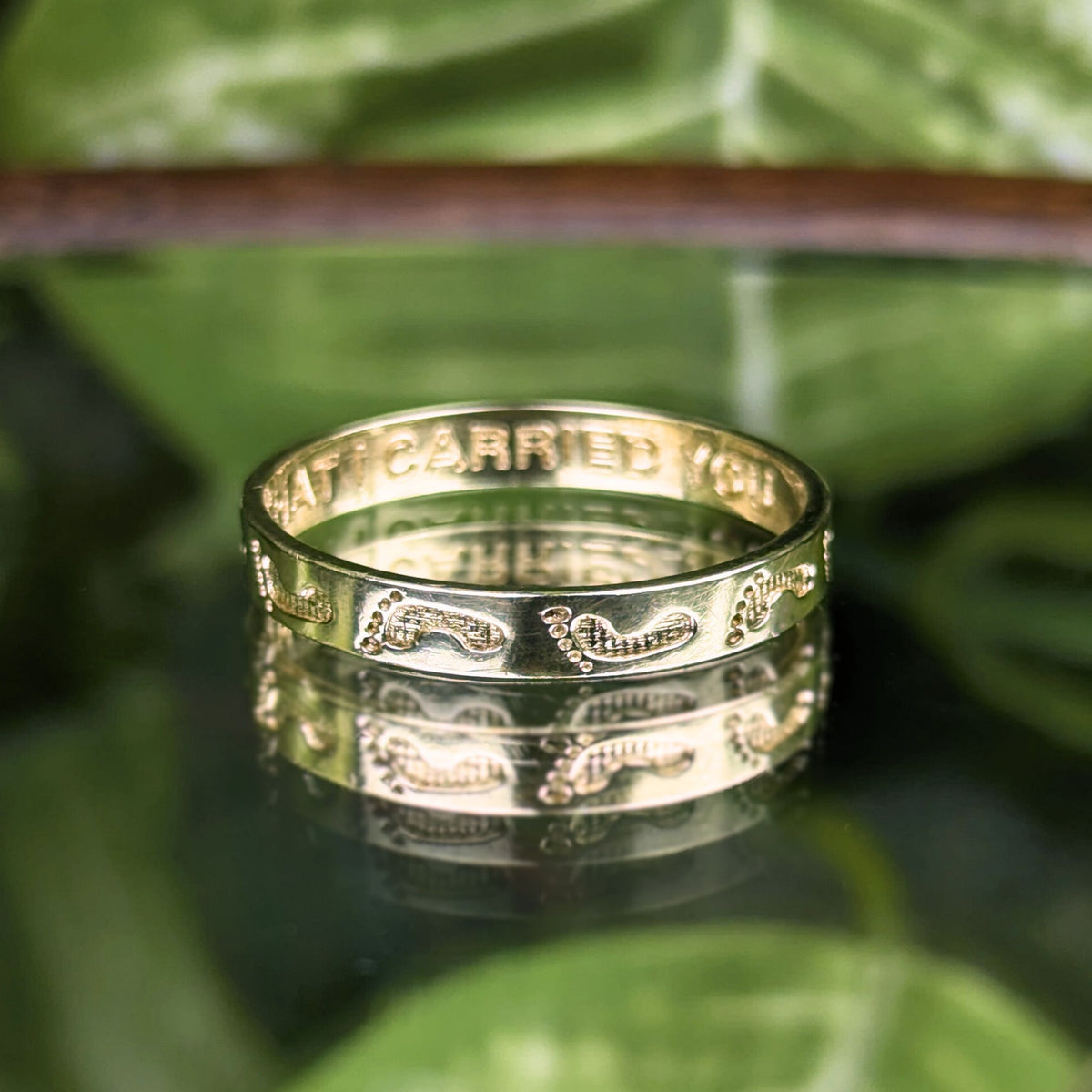 10K Gold "Footprints in the Sand" Inscribed Band -Size 9.75