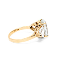 14K Gold White Gemstone Cocktail Ring - Size 7.75