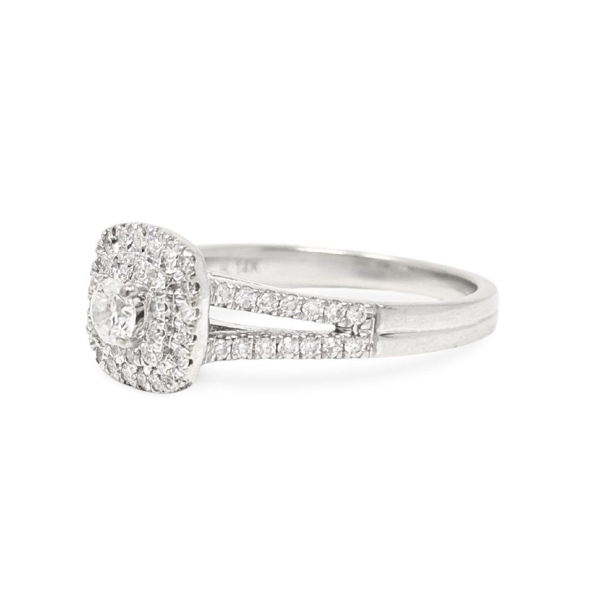 13K White Gold 0.78tcw Halo Diamond Engagement Ring - Size 7