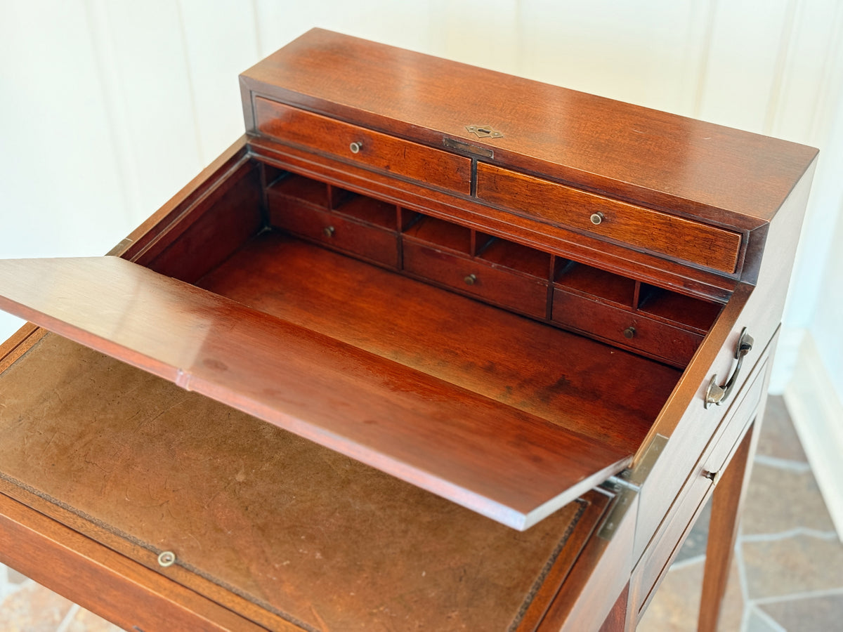 Colonial Manufacturing Henry Ford Box Desk w/ Chair