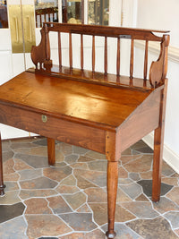 18th Century Walnut Plantation Desk