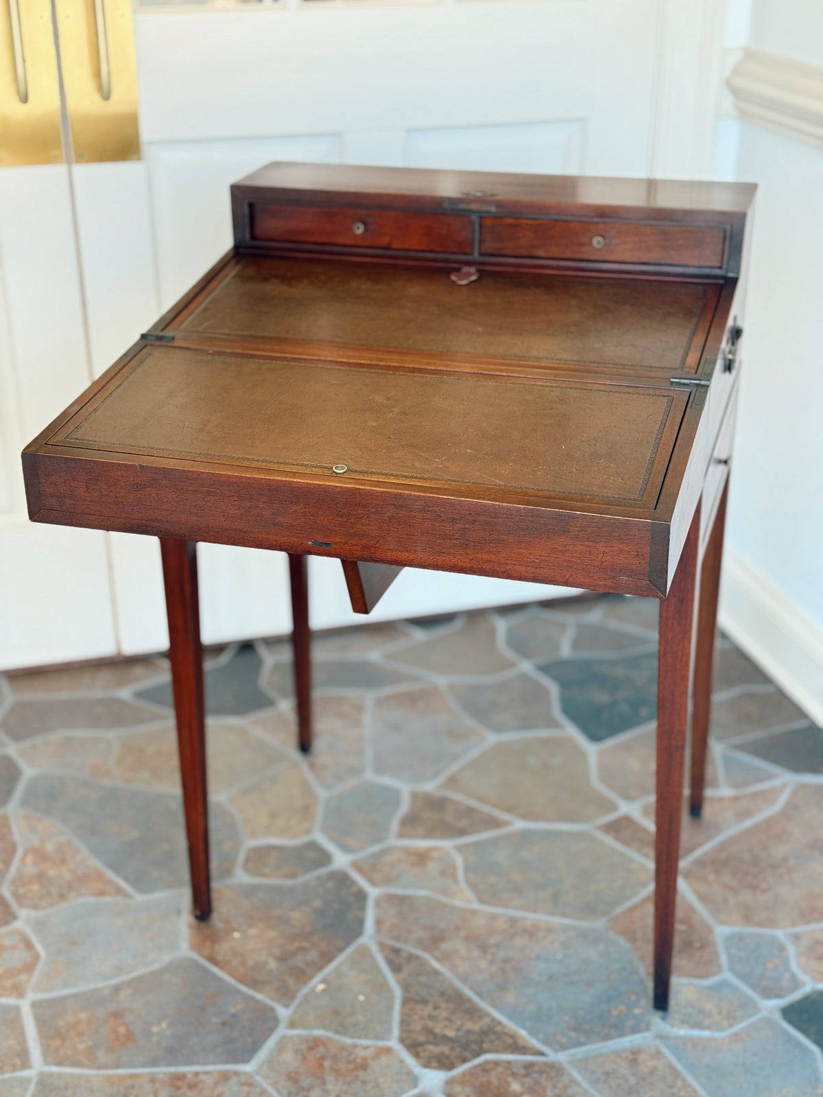 Colonial Manufacturing Henry Ford Box Desk w/ Chair