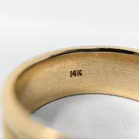 14K Gold Men's 7.7mm Wedding Band - Size 11.25