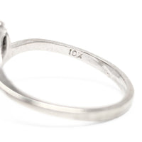 10K Gold Petite Black & White Pearl Ring - Size 5.25