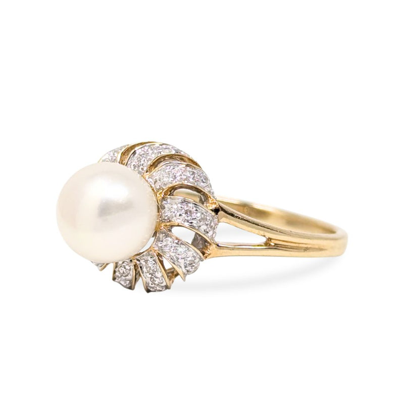 Vintage 10K Yellow Gold 7.5mm Pearl Swirl Ballerina Cocktail Ring - Size 7 (3.4g)