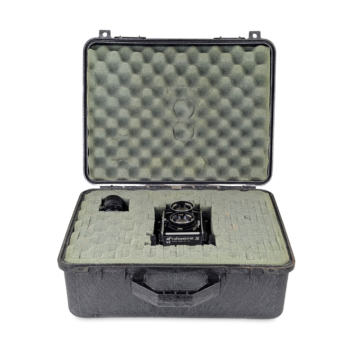 Mamiya C330 Professional S Kit w/ Hard Case, 80mm, & 135mm Lenses