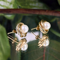 Vintage 14K Yellow Gold Love Knot Cultured Pearl 11.7mm Stud Earrings, 2.7g