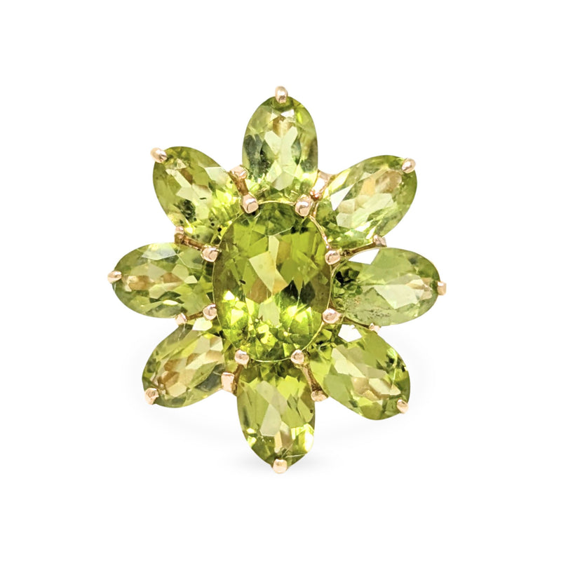 14K Gold Green Tourmaline Flower Ring - Size 7.25
