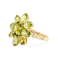 14K Gold Green Tourmaline Flower Ring - Size 7.25