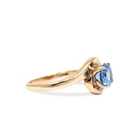 10K Gold Blue Topaz Solitaire Ring - Size 5.25